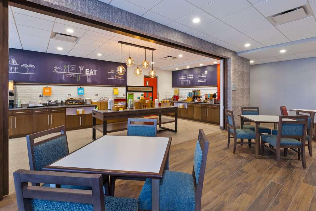 Hampton Inn Cape Cod Canal Bourne Restoran gambar